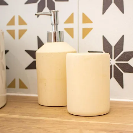 Apartment Spring - Centre-ville - Gare - Spacieux - Netflix Reims