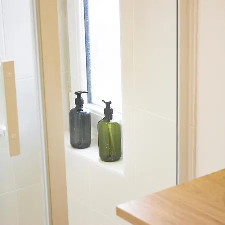 Apartment Spring - Centre-ville - Gare - Spacieux - Netflix Reims