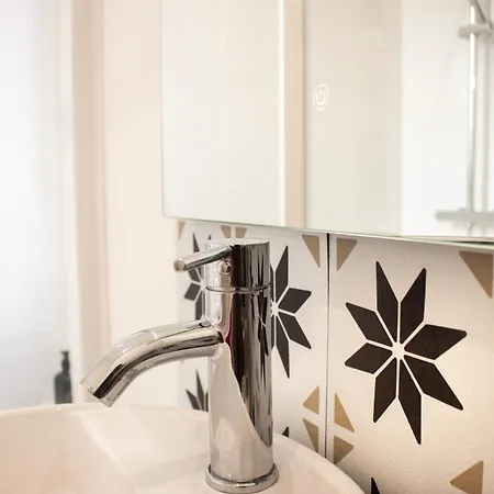 Spring - Centre-ville - Gare - Spacieux - Netflix Apartment *